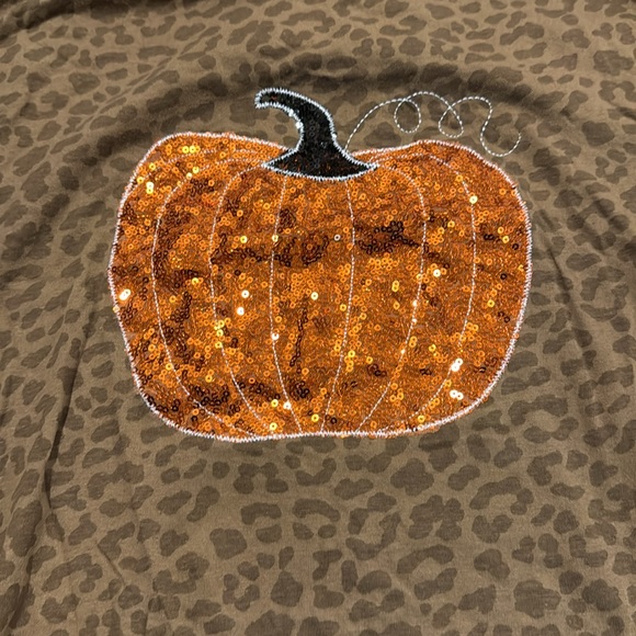 Sequin pumpkin tshirt - Picture 2 of 3